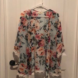 Kori • Floral Kimono